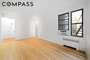 60 E 9th St, New York City, NY 10003 - Photo 4