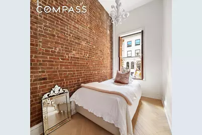 133 W 75th Street #PARLOUR A, New York, NY 10023 - Photo 8