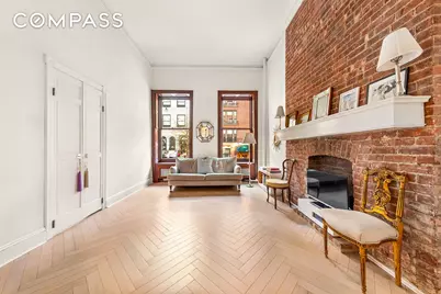 133 W 75th Street #PARLOUR A, New York, NY 10023 - Photo 6