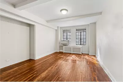 320 E 42nd Street #512, New York City, NY 10017 - Photo 2