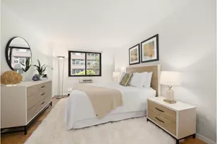16 W 16th St, New York, NY 10011 - Photo 2