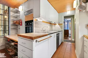 435 E 57th St, New York City, NY 10022 - Photo 8