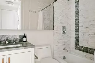 200 E 94th St, New York City, NY 10128 - Photo 8