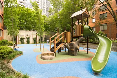 200 E 94th Street #222, New York, NY 10128 - Photo 18