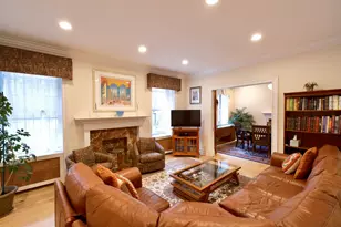 311 W 97th St, New York City, NY 10025 - Photo 4