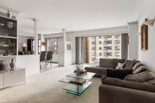400 E 56th St, New York City, NY 10022 - Photo 2