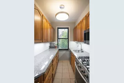 41 W 96th Street #PARLOR, New York, NY 10025 - Photo 2