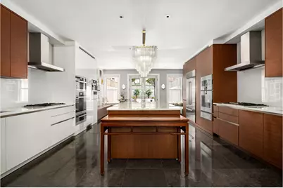 414 E 50th Street, New York City, NY 10022 - Photo 2