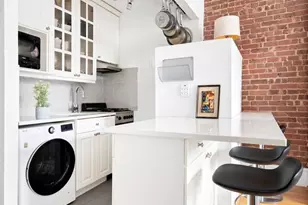 116 W 76th St, New York City, NY 10023 - Photo 14