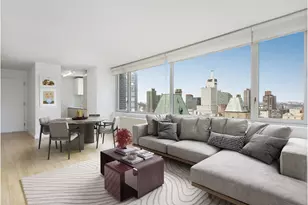 322 W 57th St, New York City, NY 10019 - Photo 2