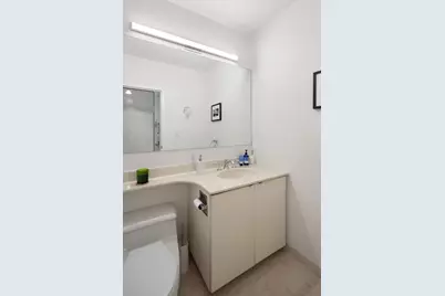 32 E 76th Street #1403, New York City, NY 10021 - Photo 8