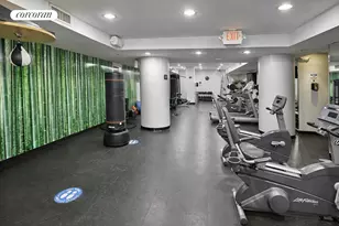 100 W 58th St, New York City, NY 10019 - Photo 16