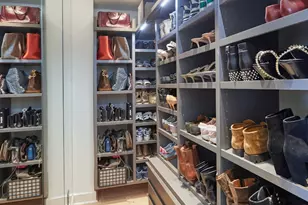 190 E 72nd St, New York City, NY 10021 - Photo 10