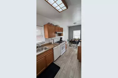 1718 Williamsbridge Road, New York City, NY 10461 - Photo 20