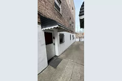 1718 Williamsbridge Road, New York City, NY 10461 - Photo 34