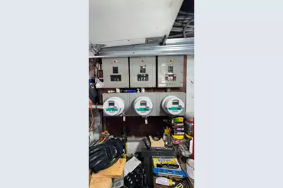1718 Williamsbridge Road, New York City, NY 10461 - Photo 32