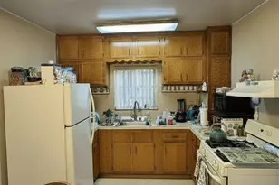 1718 Williamsbridge Rd, New York City, NY 10461 - Photo 8