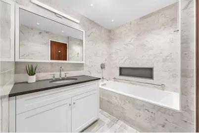 176 E 71st Street #2F, New York, NY 10021 - Photo 14