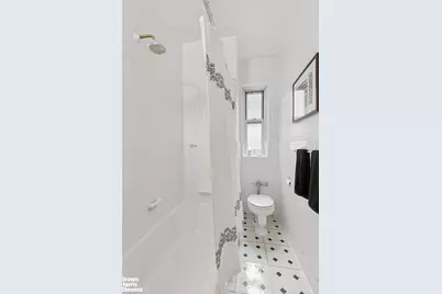 29 W 64th Street #5C, New York City, NY 10023 - Photo 10