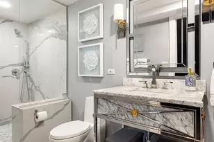 220 E 73rd St, New York City, NY 10021 - Photo 6