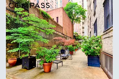 220 E 73rd Street #1A, New York City, NY 10021 - Photo 12