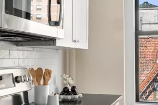 181 E 93rd St, New York City, NY 10128 - Photo 8