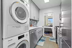 530 E 72nd St, New York City, NY 10021 - Photo 8