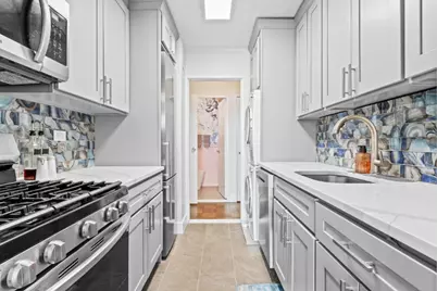 530 E 72nd Street #2E, New York City, NY 10021 - Photo 4