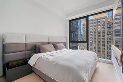 5 Court Square #7-G, Long Island City, NY 11101 - Photo 2