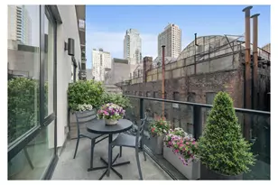 427 E 90th St, New York City, NY 10128 - Photo 2