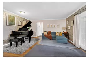 599 E 7th St, New York City, NY 11218 - Photo 2