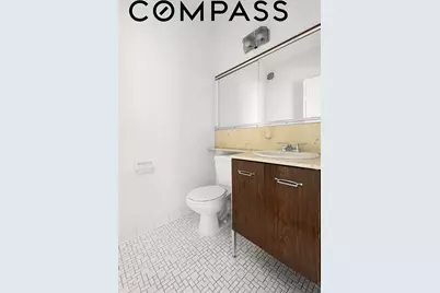 300 E 74th Street #20E, New York City, NY 10021 - Photo 6