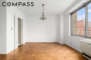 300 E 74th St, New York City, NY 10021 - Photo 2