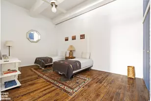 161 W 15th St, New York, NY 10011 - Photo 8