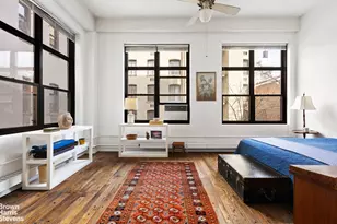 161 W 15th St, New York City, NY 10011 - Photo 6