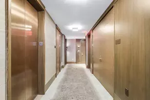 301 E 50th St, New York City, NY 10022 - Photo 16