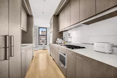 301 E 50th Street #3B, New York City, NY 10022 - Photo 4