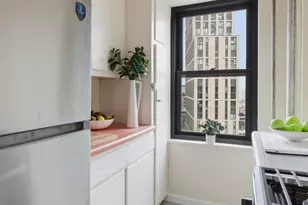 387 Grand St, New York, NY 10002 - Photo 6