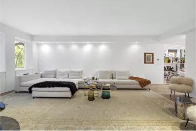 923 5th Avenue #2C, New York City, NY 10021 - Photo 2