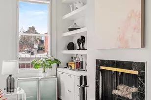 281 W 11th St, New York, NY 10014 - Photo 4