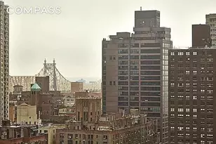 250 E 53rd St, New York City, NY 10022 - Photo 8