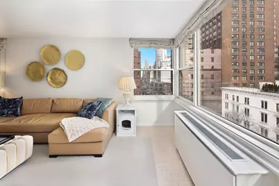 176 E 71st Street #8D, New York City, NY 10021 - Photo 2