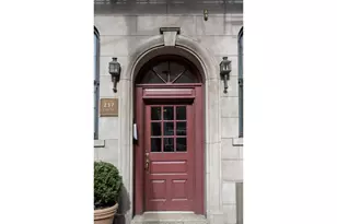 237 E 54th St, New York City, NY 10022 - Photo 6