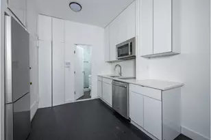 237 E 54th St, New York City, NY 10022 - Photo 2