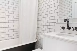 102 Hall St, New York City, NY 11205 - Photo 8