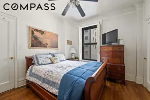 205 W 54th St, New York City, NY 10019 - Photo 4