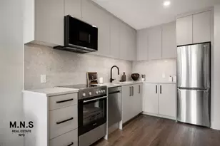 65 Dupont St, New York City, NY 11222 - Photo 4