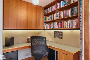 525 W 22nd St, New York City, NY 10011 - Photo 8