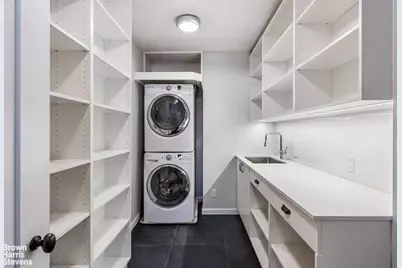 525 W 22nd Street #5A, New York City, NY 10011 - Photo 22