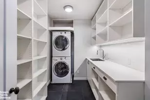 525 W 22nd St, New York City, NY 10011 - Photo 22